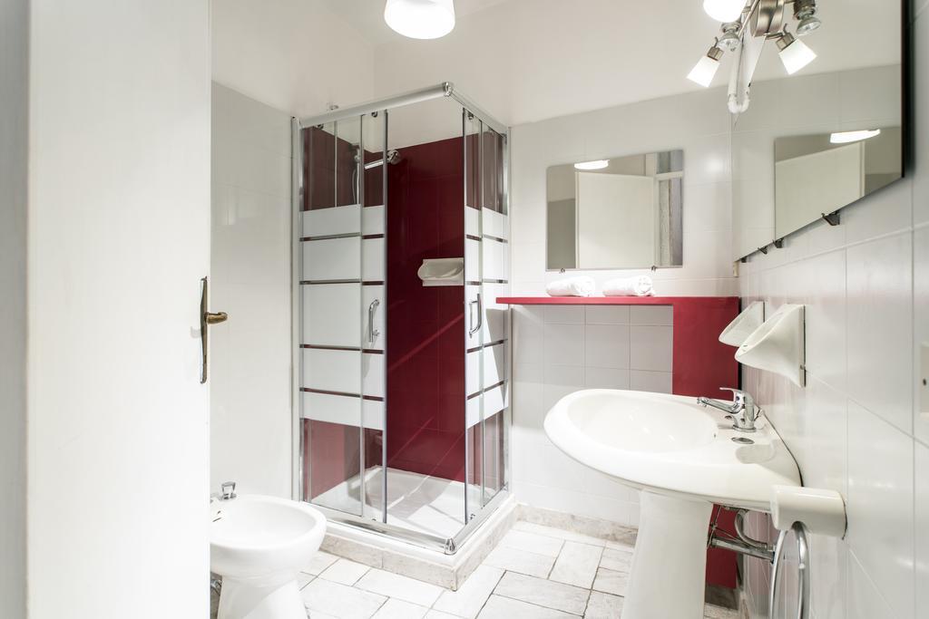 Sisi Apartment & Rooms Desenzano del Garda Extérieur photo